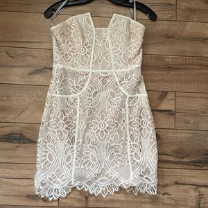 Lovers and friends lace dress